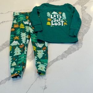 Old Navy snug fit pajama set size 18-24 months